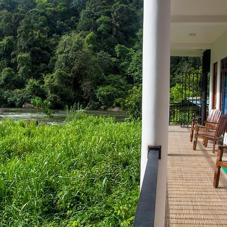 Adventure Base Camp Hotel Kitulgala Buitenkant foto