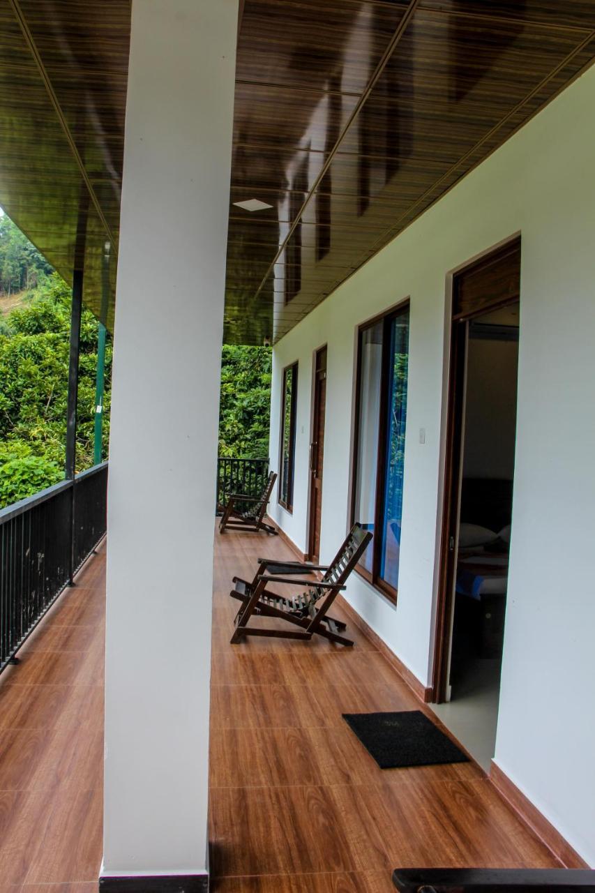 Adventure Base Camp Hotel Kitulgala Buitenkant foto